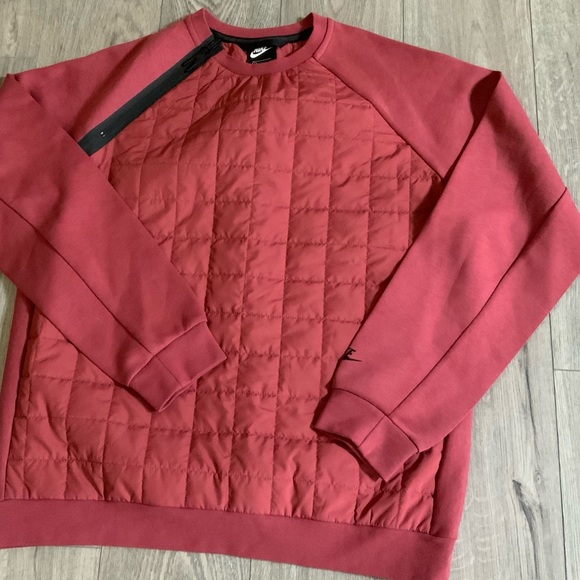 Nike Sportswear Tech Pack Quilted NSW PE Crew Sweatshirt (Red) LARGE BV3697-661 - Picture 7 of 7
